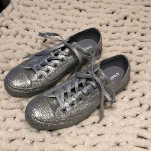 silver sparkle converse